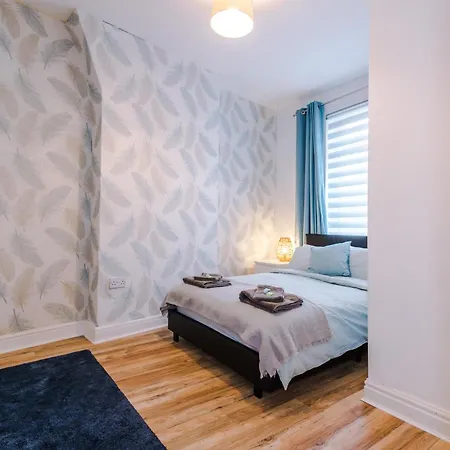 펜션 4 Bedroom Victorian House 맨체스터