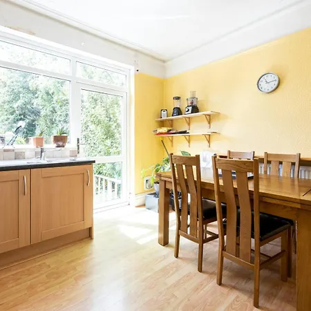 Prázdninový dům Guestready - Enchanting Life In Gorse Hill *