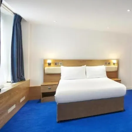 Cozy In London And * マンチェスター