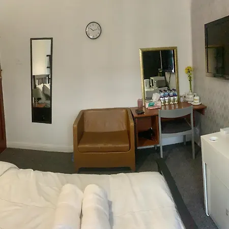 M30 Homestay *