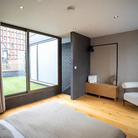 West Townhouse By Casacity Manchester