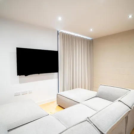 West Townhouse By Casacity Manchester