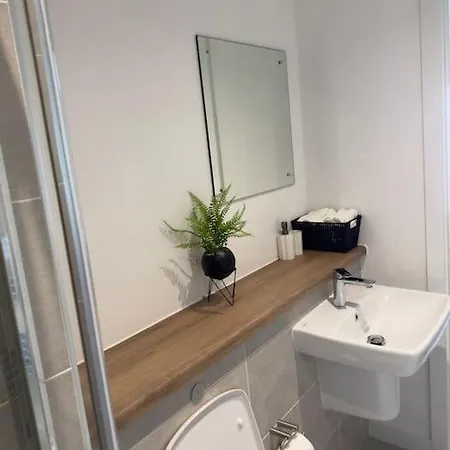 アパート Your Private Oasis In マンチェスター