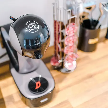 Parking - Lastmindeals - 2bed Lägenhet