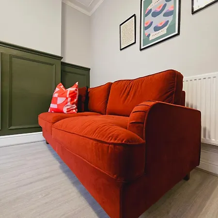 Spacious Stylish With Free Parking 10 Mins To Centre & Ao Arena Ideal For Groups & Long * Mánchester