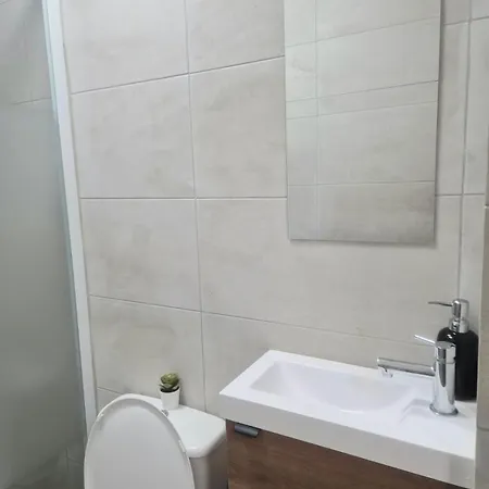 In 6 Minutes Drive To Victoria Station Homestay szállás Manchester