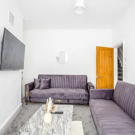 Holiday home Big New House - 5bdr Near