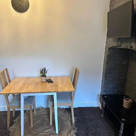 Dans Place * Manchester