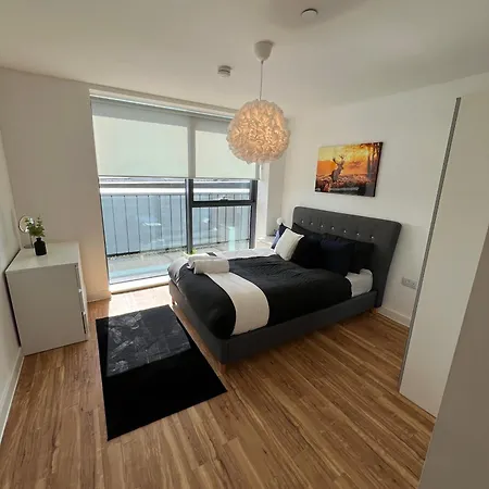 Drillzstays - Salford Quays Free Parking