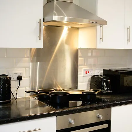 アパート Autumn Breeze - 2br - Sofa Bed - Wifi - Free Parking - - Didsbury *