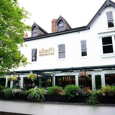 Autumn Breeze - 2br - Sofa Bed - Wifi - Free Parking - - Didsbury *