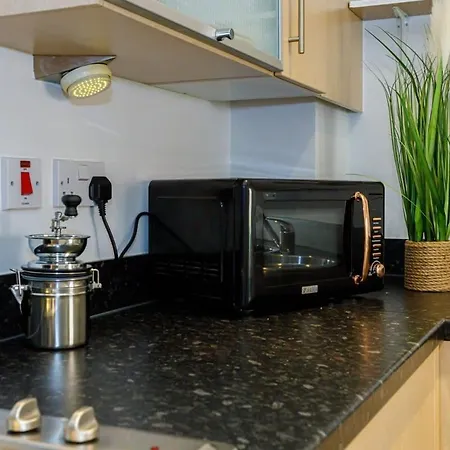 Lovely 2 Bed 2 Bathroom Manchester