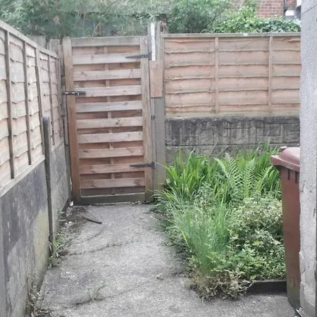 Sports בית הארחה