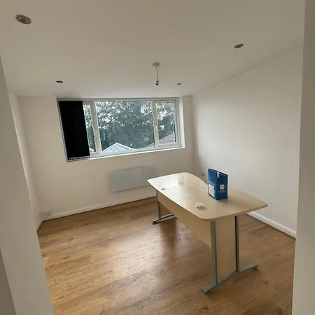 Apartmán Sophisticated & Stylish Flats Near Airport *