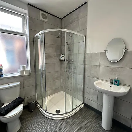 別荘 Daisybank Co-living - Private Self-cater マンチェスター