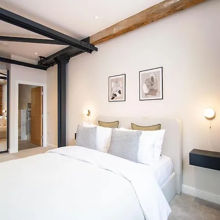 Hive By The Heim شقة