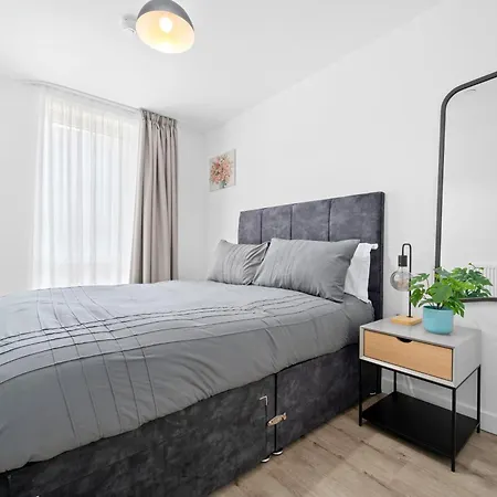 Elegant Two-bedroom * 맨체스터