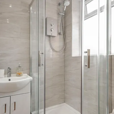 Apartmán Sophisticated & Stylish Flats Near Airport