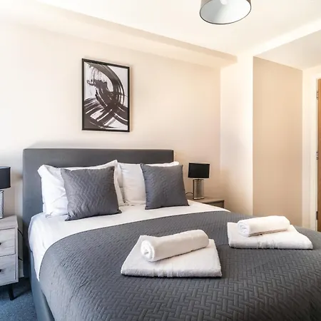 Bright & Stylish 2 Bed In Διαμέρισμα *