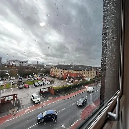 شقة Cosy 2bed Penthouse, Mcr, Salford *