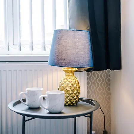 Funky 3 Bed House - Salford Hébergement de vacances Manchester