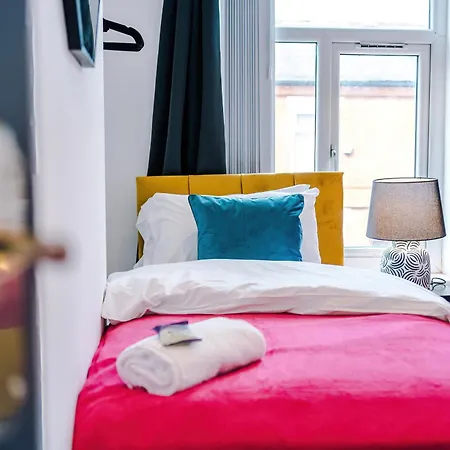 Funky 3 Bed House - Salford Hébergement de vacances Manchester