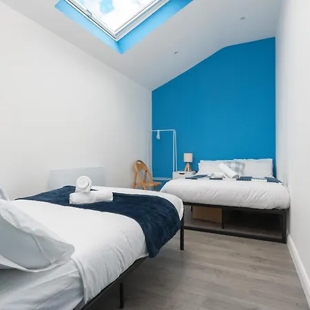 Santorini Blues By Cefas - Free Parking - - Near Airport *