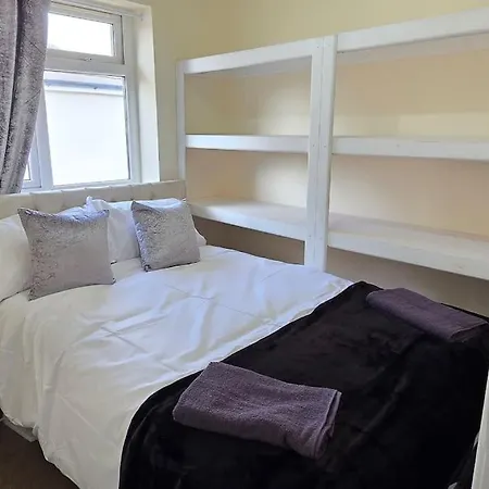 Eastpark 5 Bdrms Walk To O2 Apollo And بيت للعطل *