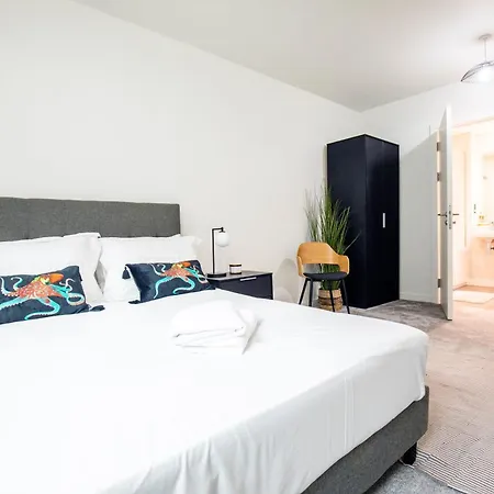 Luxury Free Parking Townhouse Prázdninový dům