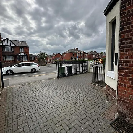 In Stockport Road 홈스테이 맨체스터