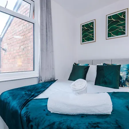 Sleek And Stylish 3 Bedroom