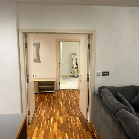 Luxury 2 Bedroom Centre With Free Parking Manchester