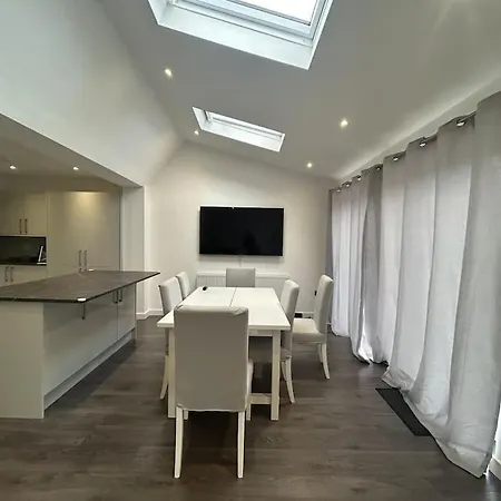 Apartamento Your Manga House Near Coop Live Ethihad