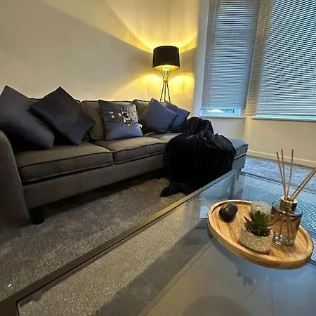 Near Etihad And Coop Live, Free Parking 3 Bed House Nyaraló Manchester