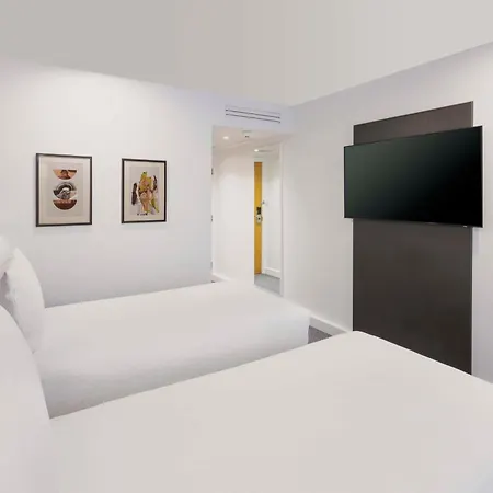 Szálloda Doubletree By Hilton Piccadilly 4*