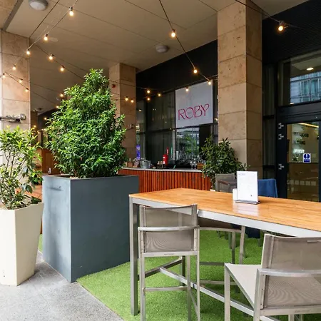 מלון - Centre By Ihg