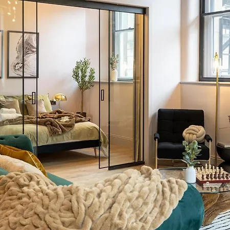 Apartament Charlotte House By Coqoon Manchester