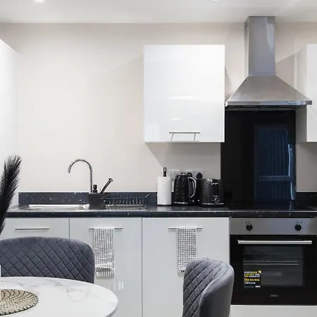 Modern 2bd In 公寓