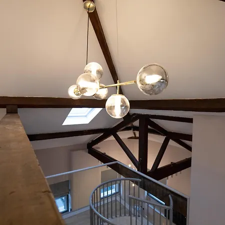 شقة M1 Centre 3 Bed 3 Bath Luxe Penthouse *