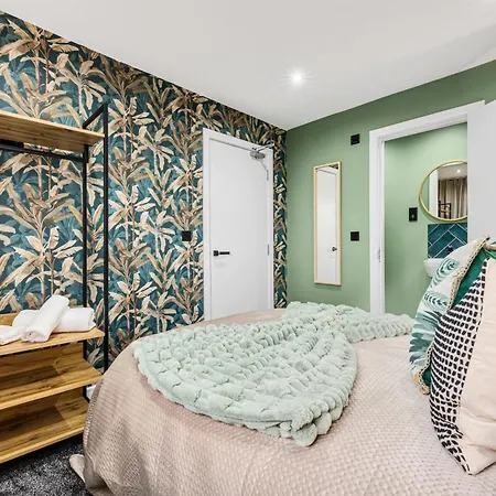 Amazonian Luxury Family Mcr Centre Etihad Free Parking Holiday home