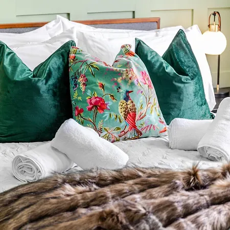 Amazonian Luxury Family Mcr Centre Etihad Free Parking Holiday home Manchester