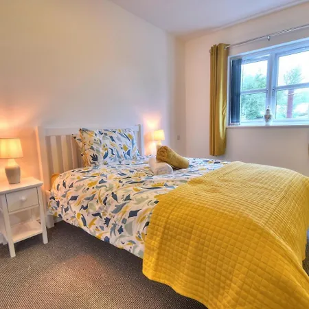 Sophisticated Two Bedroom With Parking アパート *