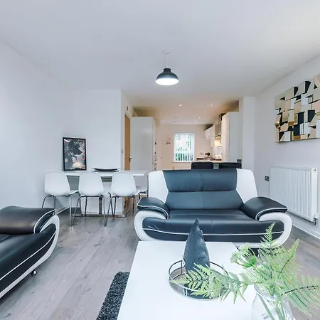 The Clover Townhouse דירה
