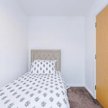 דירה The Clover Townhouse מנצ'סטר