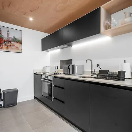 Stylish Modern Manchester