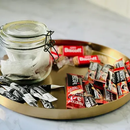 בית נופש Comfy 3 Bed House By Airport, Perfect For Groups & Families מנצ'סטר