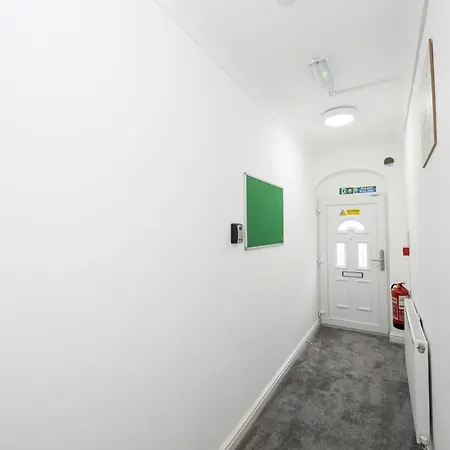 Holiday home Huge 6br Sleeps 12 Near City!