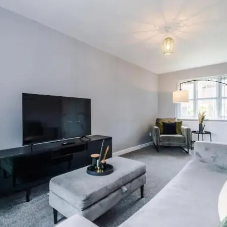 Сasa de vacaciones Lux 3 Bed 10 Mins From Centre - Parking & Netflix