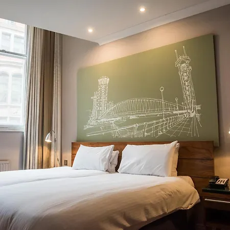 The Townhouse Hotel 4*