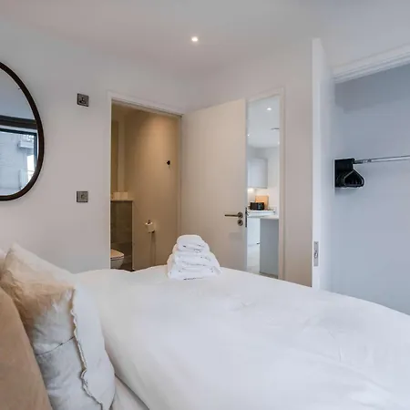 Alabaster By Casacity *